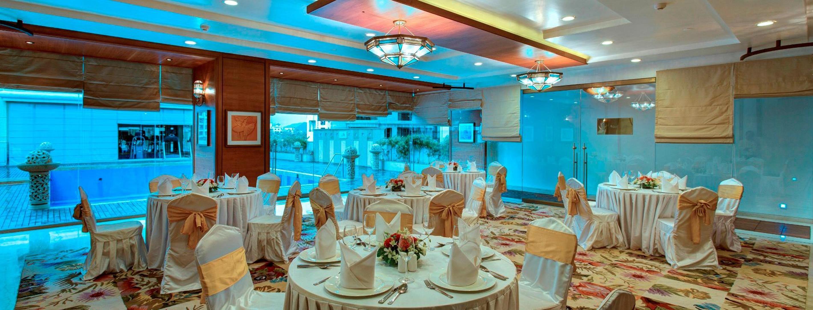 Royal Tulip Navi Mumbai Hotel Eksteriør billede
