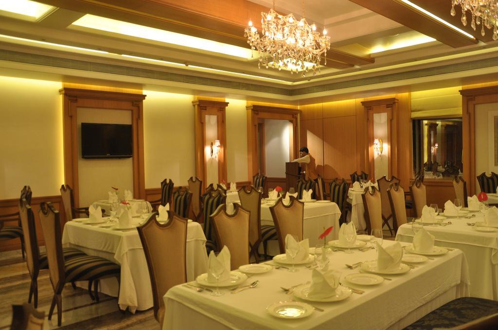 Royal Tulip Navi Mumbai Hotel Eksteriør billede
