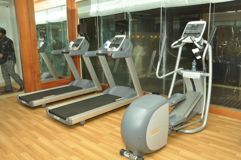 Royal Tulip Navi Mumbai Hotel Eksteriør billede