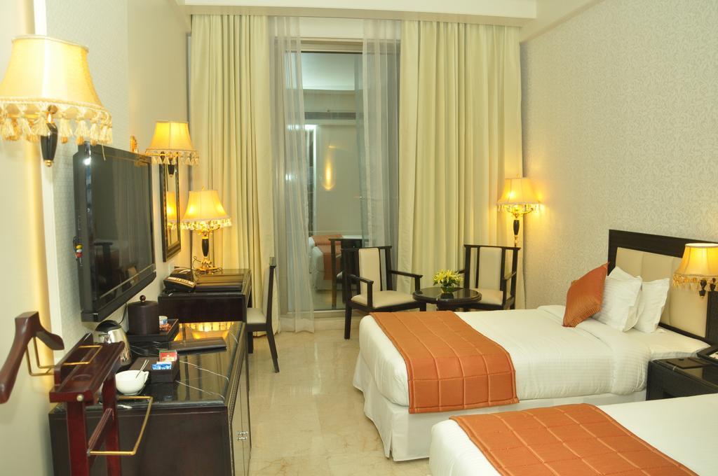 Royal Tulip Navi Mumbai Hotel Eksteriør billede