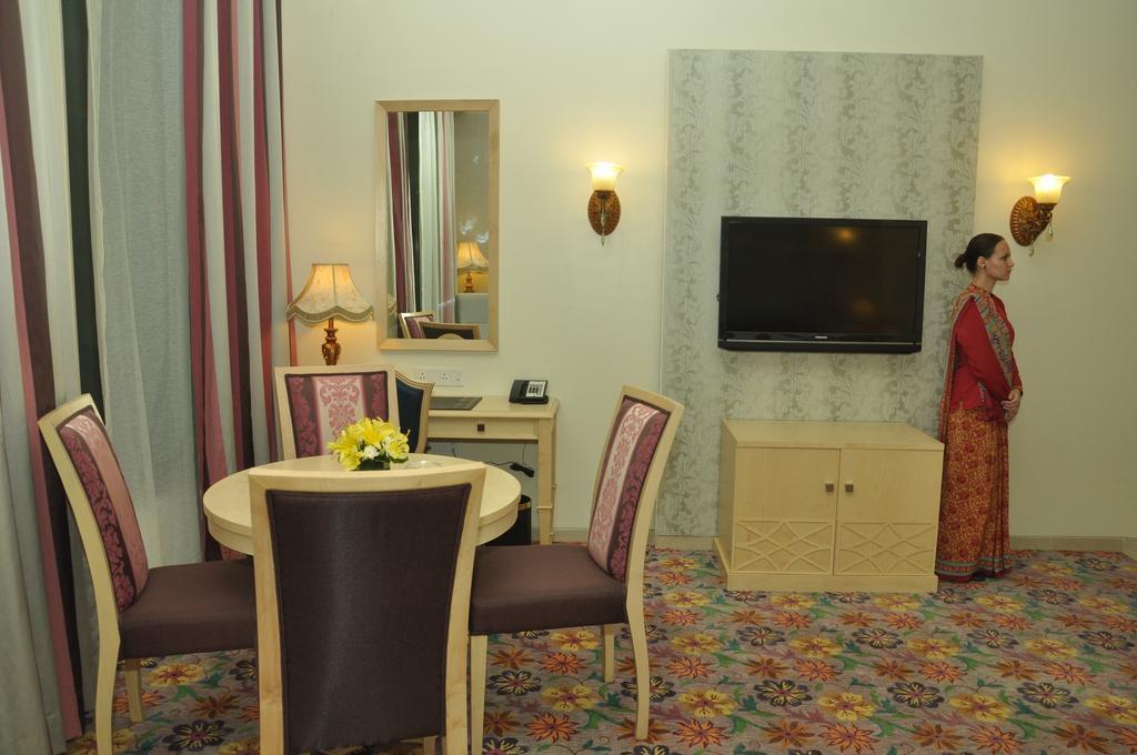 Royal Tulip Navi Mumbai Hotel Eksteriør billede