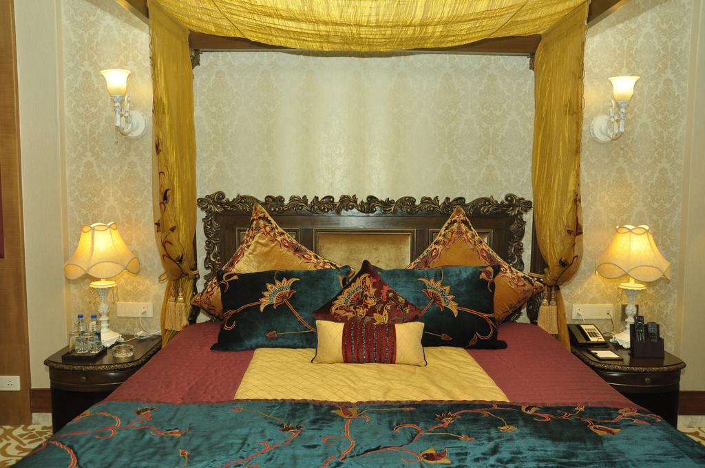 Royal Tulip Navi Mumbai Hotel Eksteriør billede